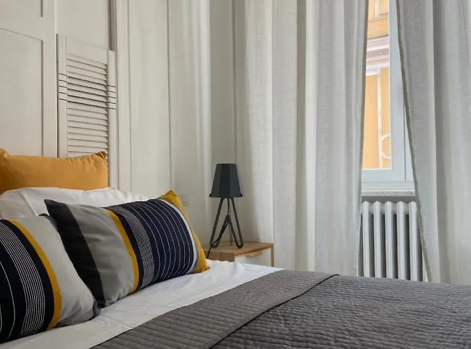 Of Arts Bed & Breakfast 4*